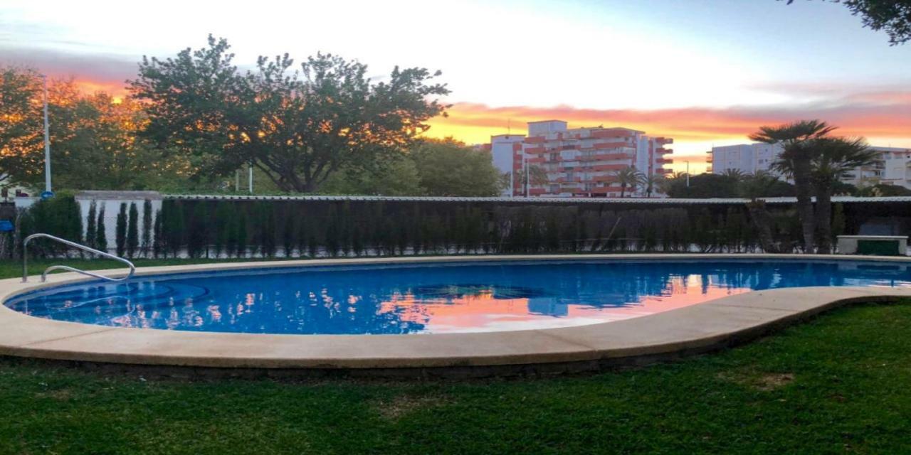 Apartamentos Playa Javea Luaran gambar
